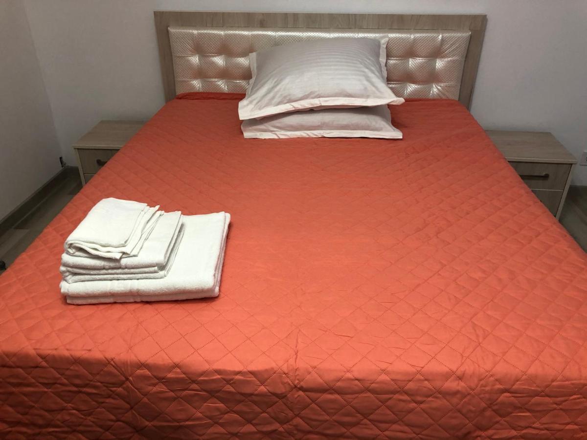 Casa Todea Hotel Cîmpeni Eksteriør billede