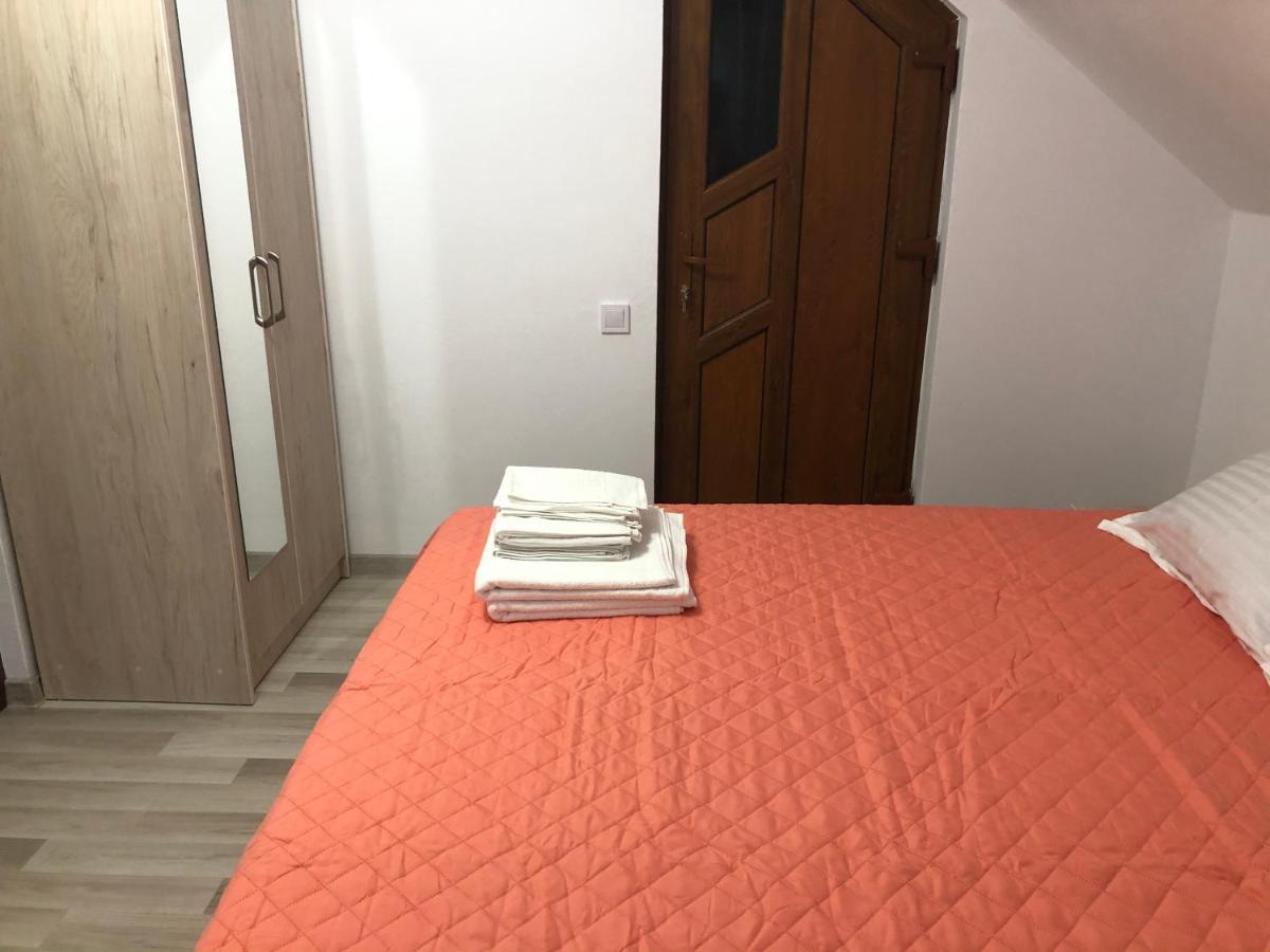 Casa Todea Hotel Cîmpeni Eksteriør billede